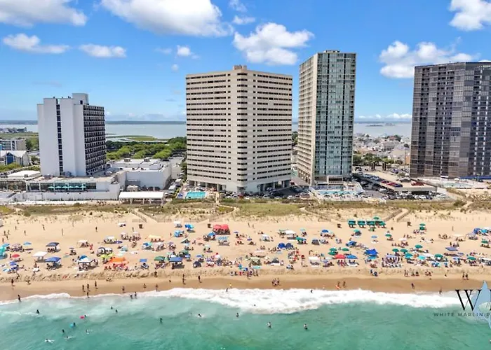 Beachfront 2-bedroom At Atlantis Building, Ocean Ocean Views & Pool Access Holiday home Ocean City