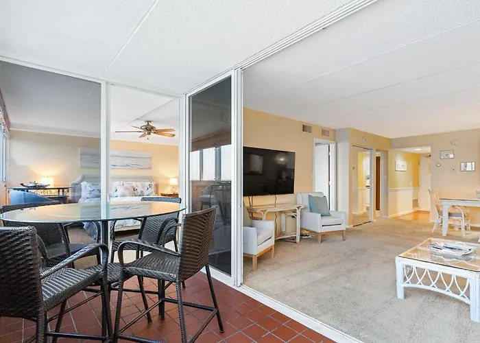 Holiday home Beachfront 2-bedroom At Atlantis Building, Ocean Ocean Views & Pool Access Ocean City